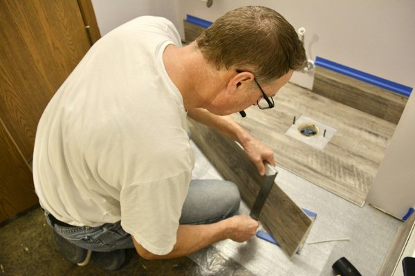 Aurlane vous accompagne dans vos projets de salle de bain modernes